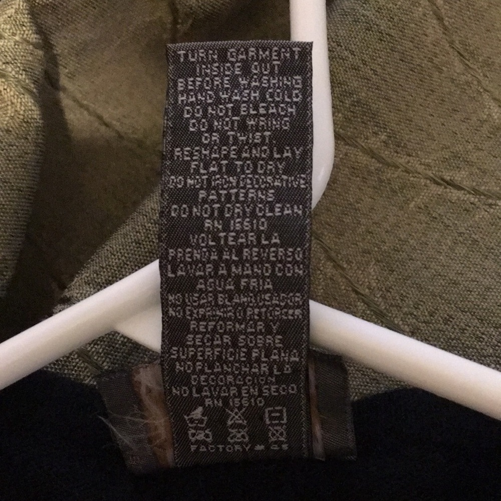 Sweater - Picture 5 of 5